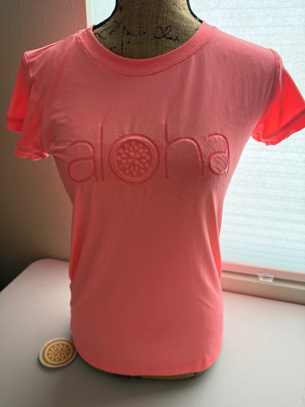 NWT Lilikoi Activewear Dri-Fit Shirt, Size Small, Tangerine Color